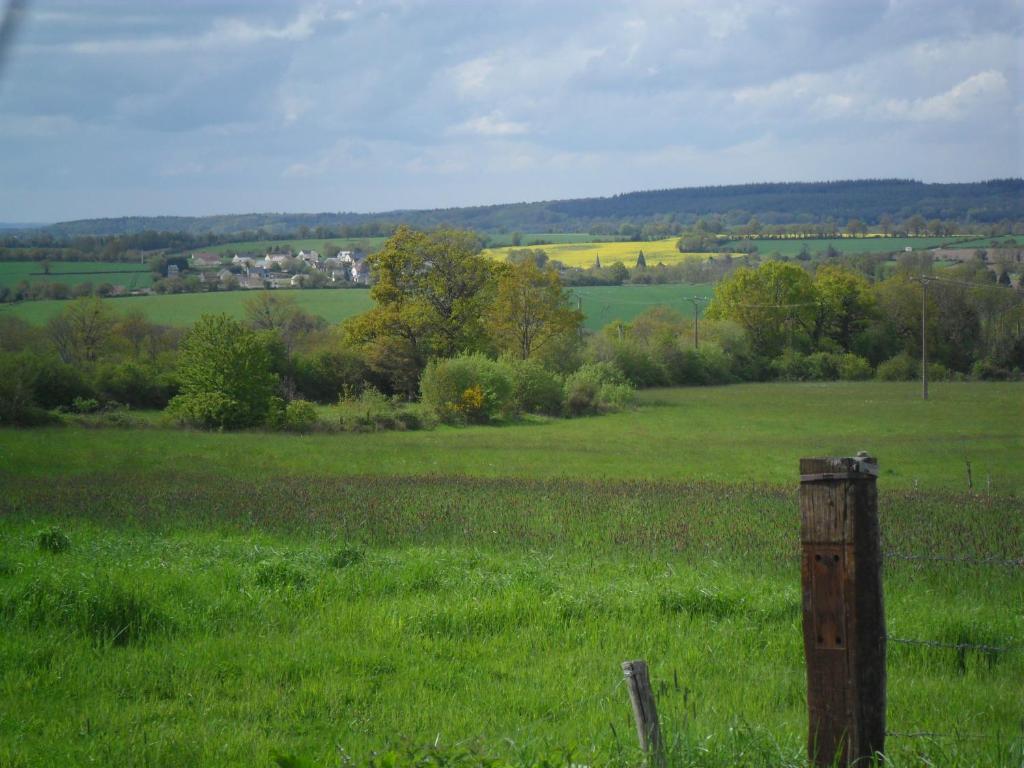 Les Hautes Loignieres Pre-en-Pail-Saint-Samson ภายนอก รูปภาพ
