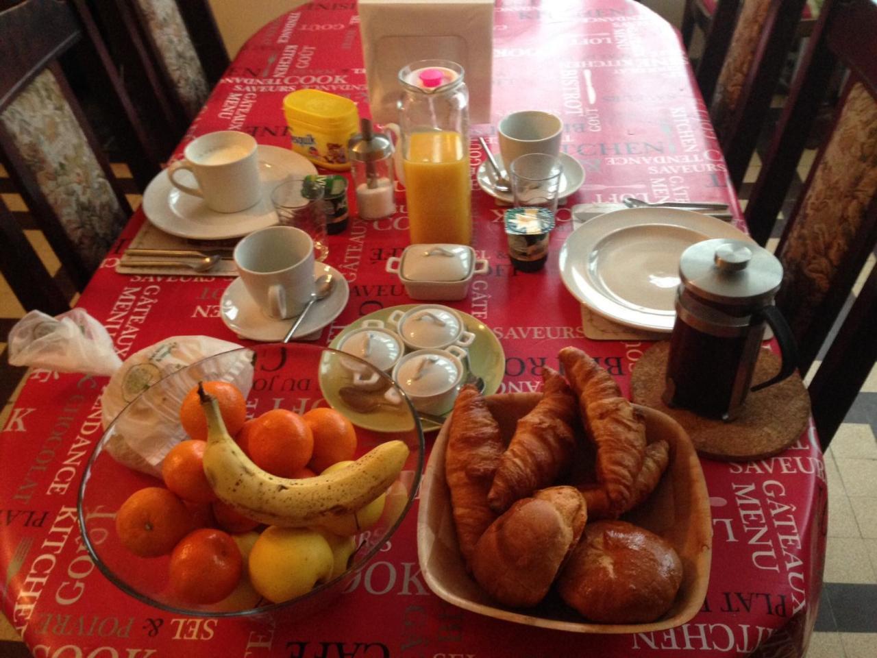 Les Hautes Loignieres Pre-en-Pail-Saint-Samson ภายนอก รูปภาพ