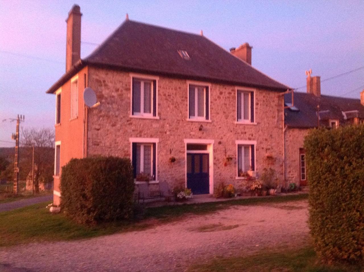 Les Hautes Loignieres Pre-en-Pail-Saint-Samson ภายนอก รูปภาพ